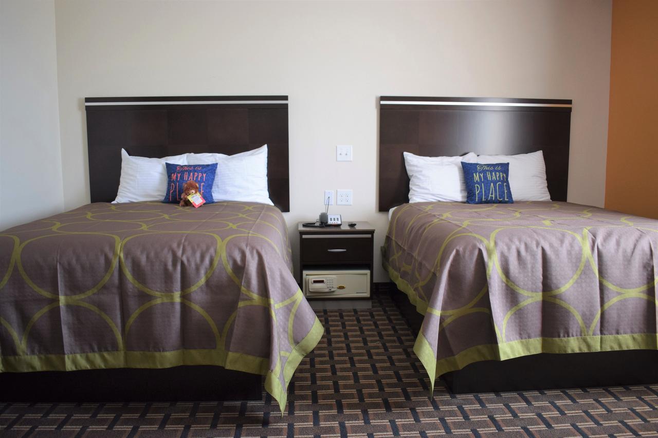 Texas Bungalows Hotel & Suites Остин Екстериор снимка