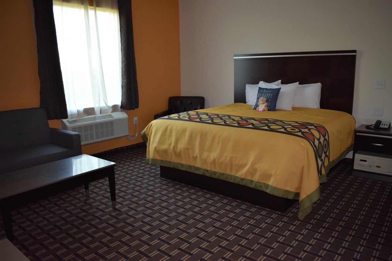Texas Bungalows Hotel & Suites Остин Екстериор снимка