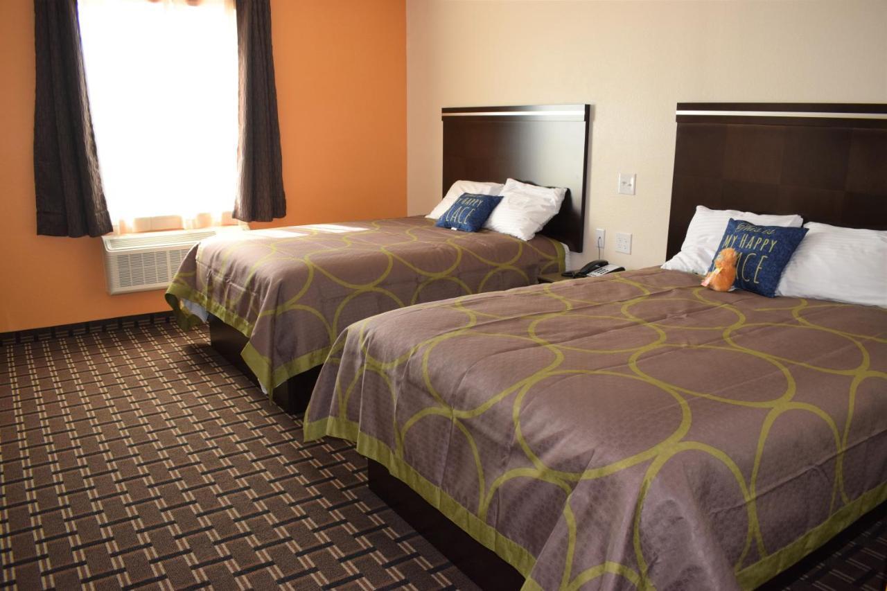 Texas Bungalows Hotel & Suites Остин Екстериор снимка